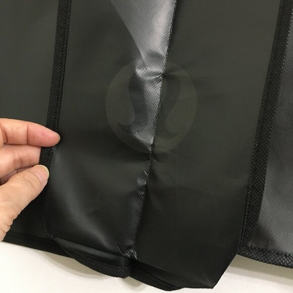 Lululemon 2 Sizes Gift Bag NEW! Black Lululemon Logo Printed - Picture 8 of 16